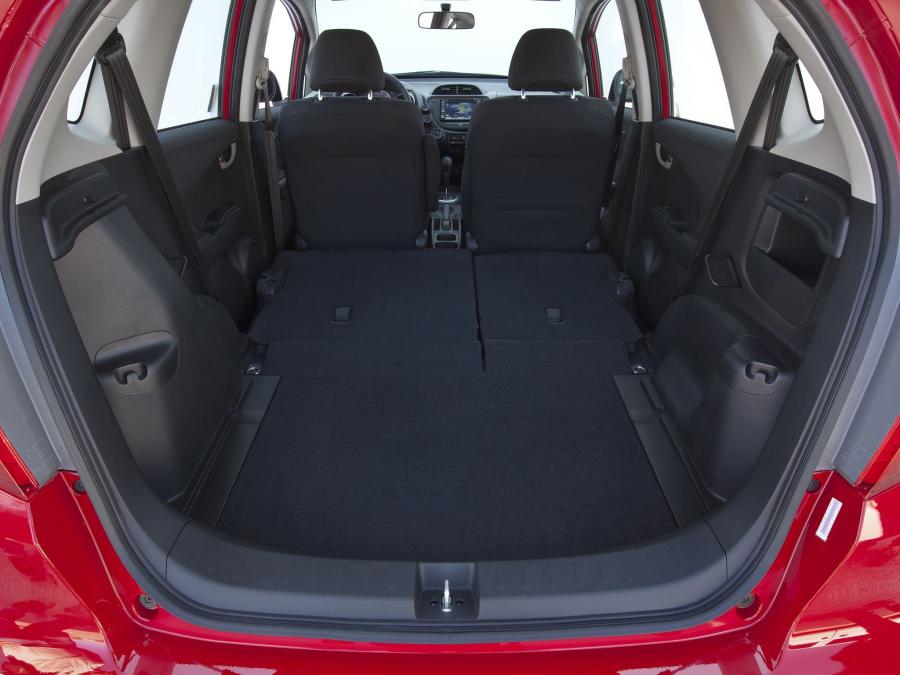  Honda Fit Sport 2011 года  (US) (фото 7 из 21)